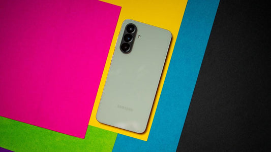 Christmas 2025 Gift Guide: Best Tech Phones, Speakers &amp; Earbuds to Gift This Festive Season